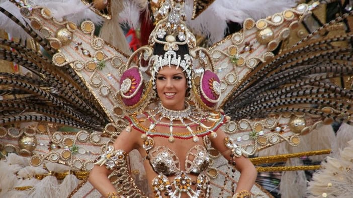 Die Karnevalskönigin beim Karneval auf Teneriffa
